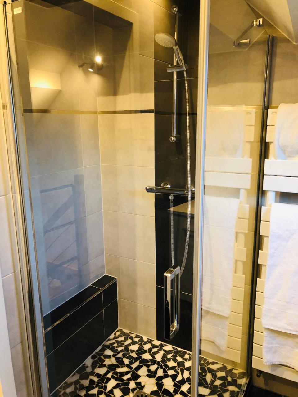 Les Appartements D'Alicia Оберне Екстериор снимка