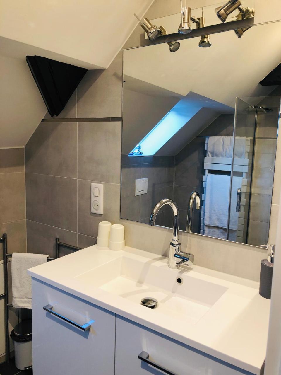 Les Appartements D'Alicia Оберне Екстериор снимка